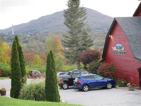 THE HARWOOD HILL (Bennington) - Motel Reviews, Photos, Rate Comparison ...