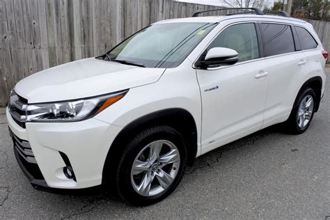 Used 2019 Toyota Highlander Hybrid Limited V6 AWD For Sale ($39,800) | Metro West Motorcars LLC ...