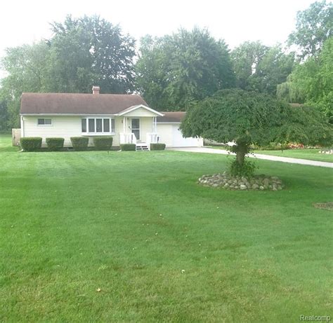 4694 King Rd, Saginaw, MI 48601 | Homes.com
