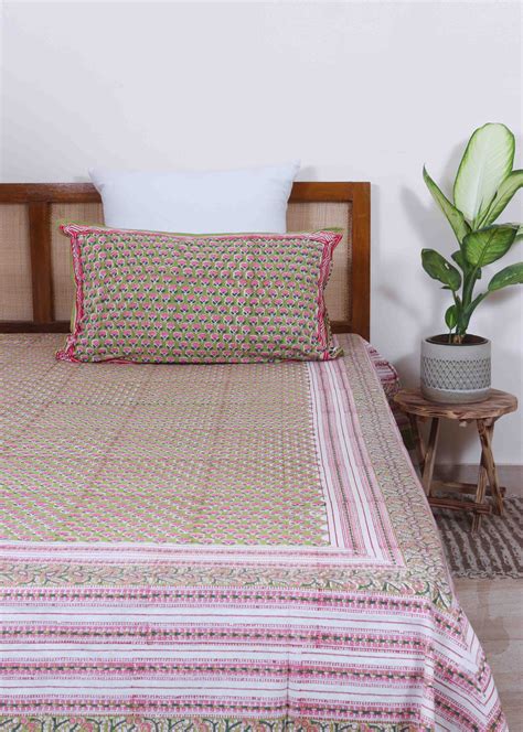 Grassland Cherry Cotton Hand Block Printed Bed Linens – The Printroots