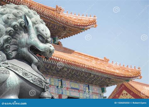 Chinese Dragon Lion Statue in Front of Traditional Chinese Building Forbidden City, Beijing ...