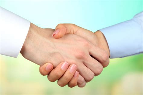 Business Hanshake Photo HD 的图像结果