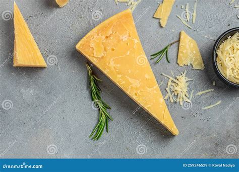 Grated Parmigiano Reggiano