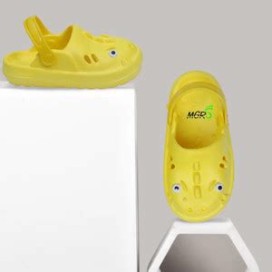 MGRS Boys & Girls Sling Back Clogs Price in India - Buy MGRS Boys ...