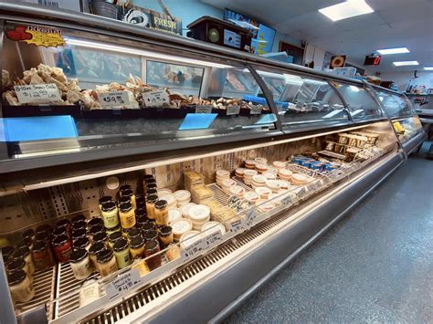 Gulf Coast Seafood - Family Owned with Huge Selection Near St Petersburg