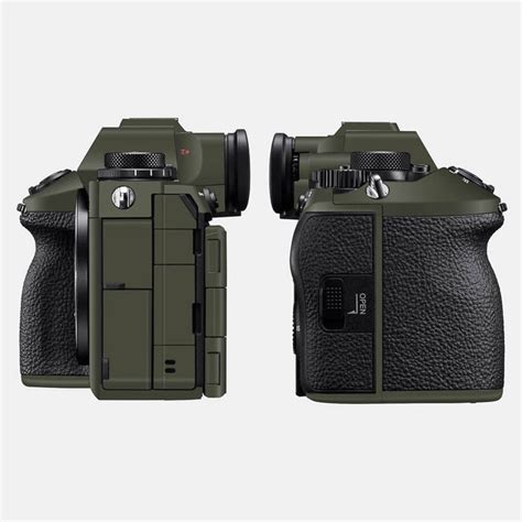 Sony A9 III Skins, Wraps & Covers » Capes