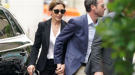 Cunhada de Hunter Biden disse que encontrou crack e arma em caminhonete ...