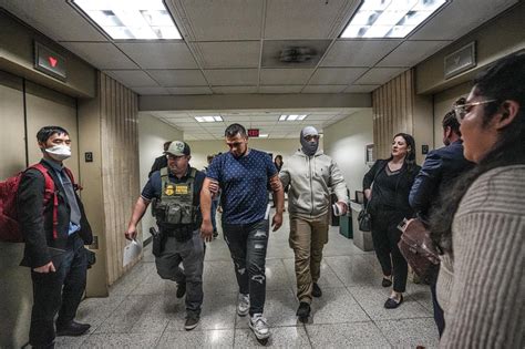 Gone in 30 seconds: Frantic scenes in Lower Manhattan as ICE agents ...