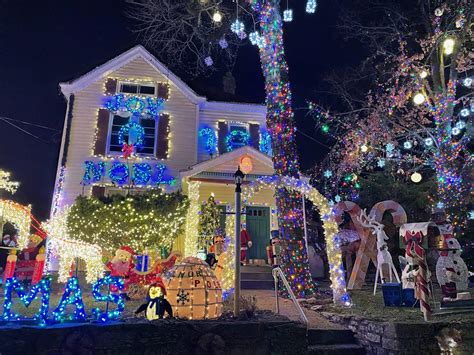 2025 Neighborhood Christmas Lights in Cincinnati, NKY, and SE Indiana