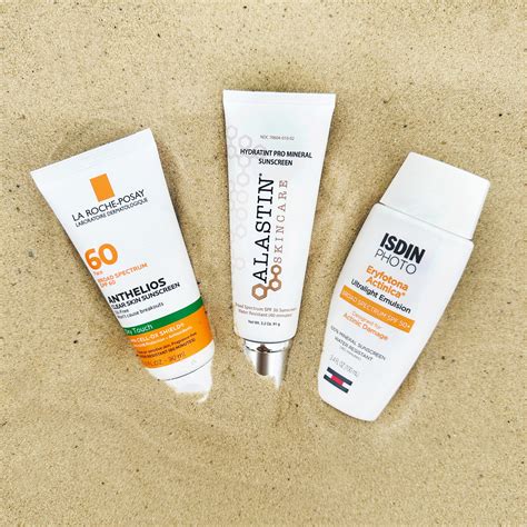 12 Best Sunscreens for Acne-Prone Skin, Tested by Editors