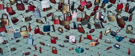 HTTPS, GitHub Pages and a custom domain - Krzysztof Zbiciński - Blog ...