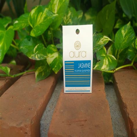 Jasmine Incense Pyramids | Aura – Aura Experience Store