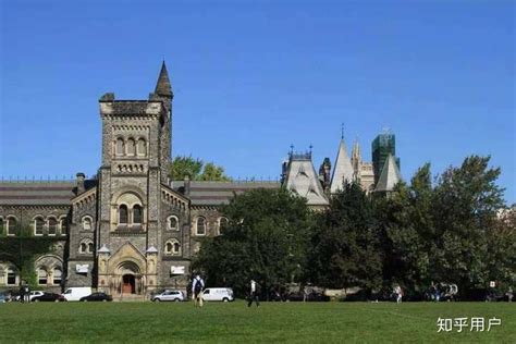 加拿大留学：大学和学院哪个更适合你？