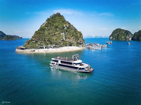 Diamond Luxury Day Cruise: Ha Long Bay, Sung Sot & Titop Island - Klook ...