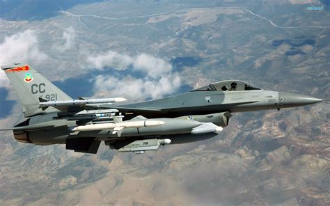 F16系列战斗机，外观上区别大吗？比如F16A和F16D_百度知道