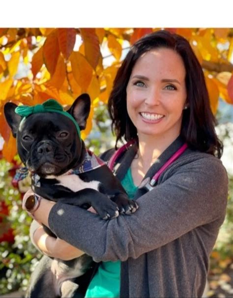 Dr. Shanna Plitt | Huffard Animal Hospital