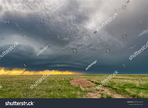 251 Thunderstorm Stages Images, Stock Photos & Vectors | Shutterstock