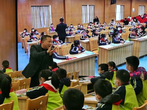 安康市小学、学前教育教学成果展示活动在岚皋举行-岚皋县人民政府