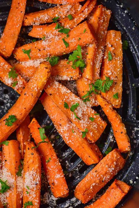Air Fryer Carrots (Carrot Fries!) - The Big Man's World