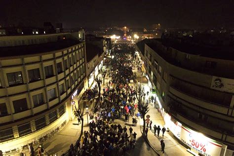 Отац Никола Пејовић на литији у Никшићу: Народ широм Црне Горе је печат ...