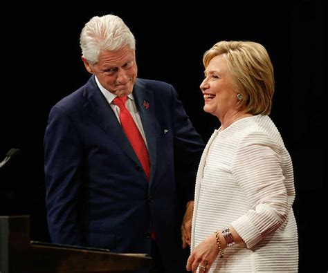 IRS Opens Probe Into Clinton Foundation | Newsmax.com