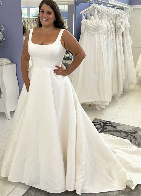 Stella York New Wedding Dress Save 36% - Stillwhite
