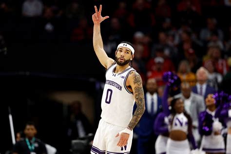 UConn Huskies vs. Florida Atlantic Owls, Pratt and Whitney Stadium At ...