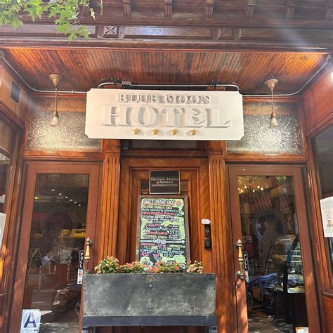 THE HISTORIC BLUE MOON HOTEL (New York City) - Hotel Reviews, Photos ...
