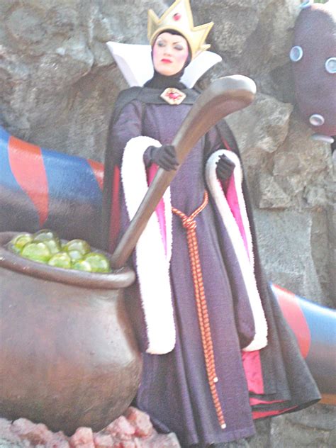 Evil Queen Disneyland