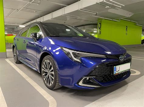 My new Corolla Touring Sports 2.0 Style in juniper blue : r/Toyota
