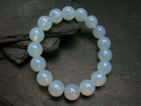 Opalite Bracelet – Glossy Lust