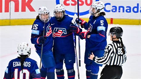 U.S. wins fifth straight at women's hockey worlds, into semis - ESPN