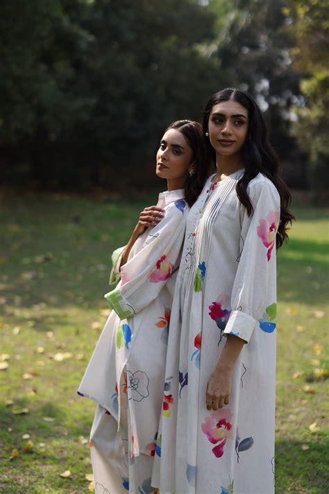 Premium Indian Women’s Clothing Online - Kaftans, Kurta, Coord sets ...