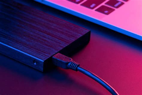 Gigabit vs Gigabyte Explained: Key Differences in Speed & Storage