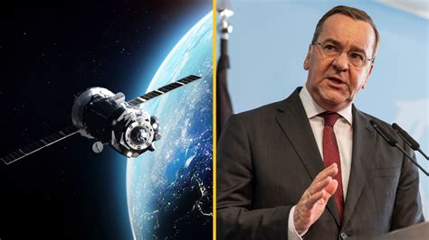 Alien Ship Coming 的图像结果