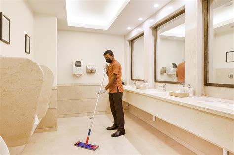 HOTEL LEMON TREE PREMIER, ULSOOR LAKE, BENGALURU, BANGALORE