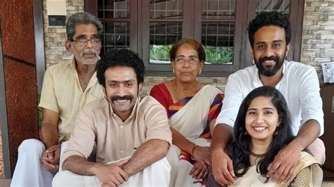 Shine Tom Chacko Once Opened Up About Parents' Struggles After 2015 ...