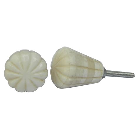 Flower Bone Knob