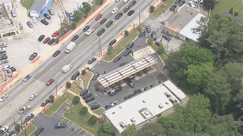 DeKalb County police investigate deadly shooting at Candler Road ...