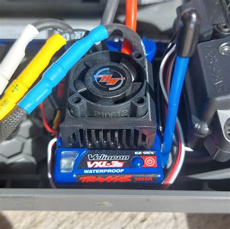 🚁 Fan support for Traxxas ESC (Rustler 4x4 VXL)・Free STL File for 3D printing・Cults