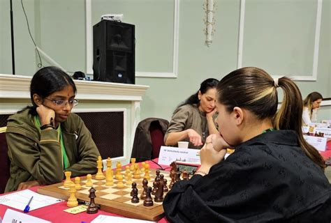 Grand Swiss 2023 R3: Vaishali sets the board on fire - ChessBase India
