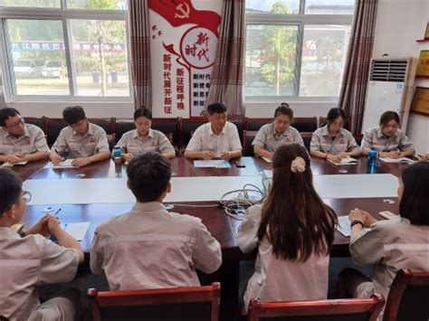 中国水利水电第一工程局有限公司 基层动态 澜沧江项目部召开新入职员工座谈会