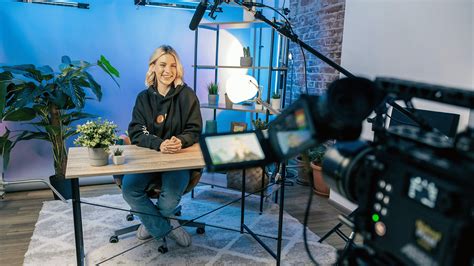 How to Get 4000 Watch Hours on YouTube: 4 Easy Ways to Increase Watch ...