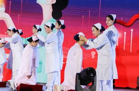 护士节：一组照片记录牡丹人民医院护士日常工作_菏泽新闻_菏泽大众网