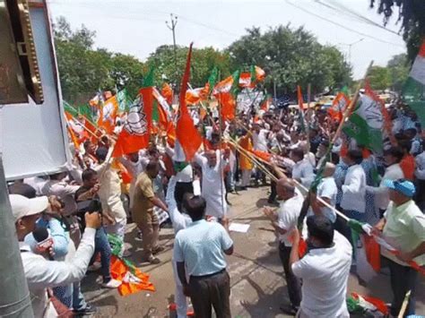 NDA calls Bihar Bandh over PMs mothers insult Roads set on fire in ...