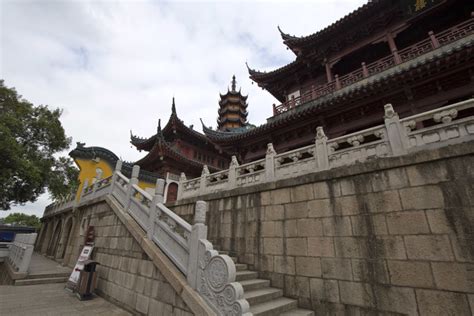 青海省内的四大名寺，其中一座是青海最古老的藏佛寺之一_寺庙