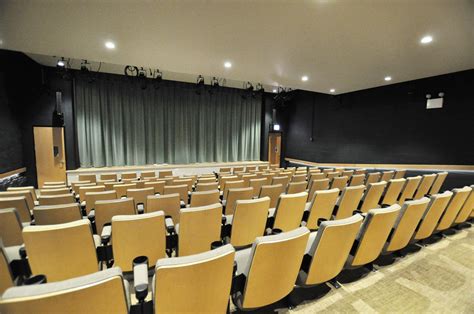 The Edge Theater - Performance Space in Chicago, IL | The Vendry