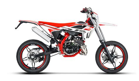 Nouveauté : Beta 50 RR 2023 Enduro et Supermotard – oxmoto