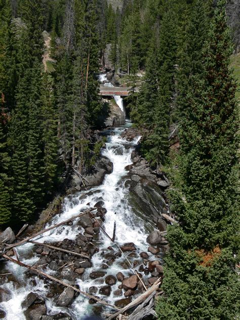 Lake Creek Falls - Beartooth Highway, Montana - World of Waterfalls