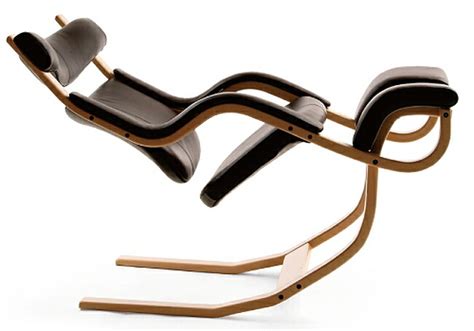 【日本 SPICE 】 多功能 碳黑白 瑜珈平衡球 時尚手扶椅 | 折疊椅-有靠背 | Yahoo奇摩購物中心